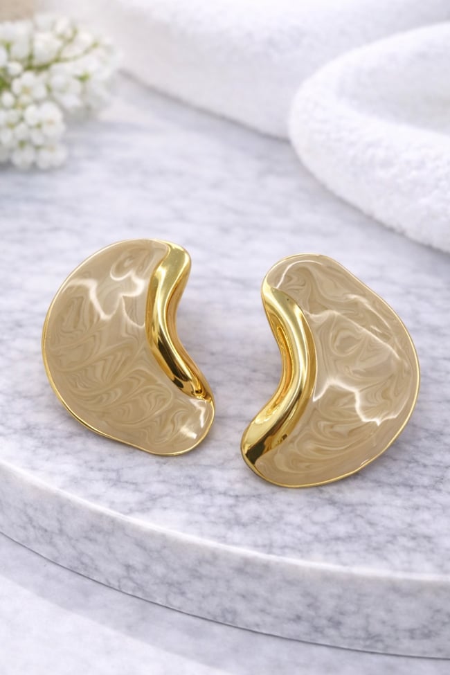 Bej & Gold Vintage Desenli Büyük Form Küpe