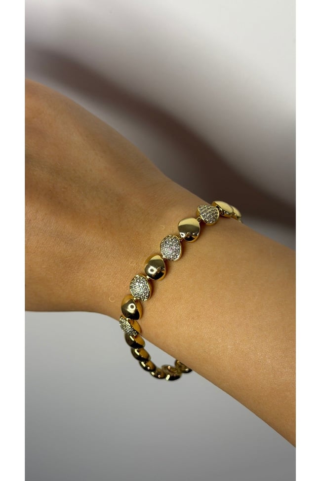 Gold Oval Taş Detaylı Bileklik – Modern Şık Kadın Bileklik