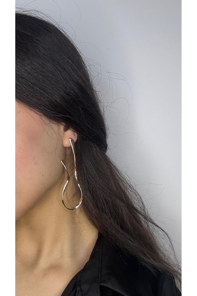 Minimal Dalga Form Gold Küpe