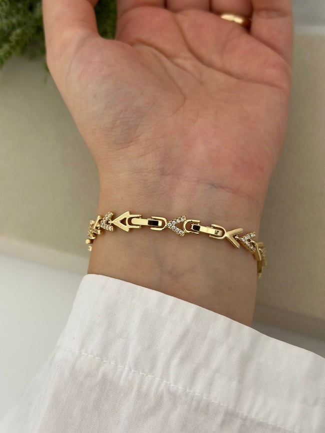 Kadın Bileklik Kararmaz 14k Altın Renk Vip Seri İthal Düz Zirkon Sıralı Ok Bileklik