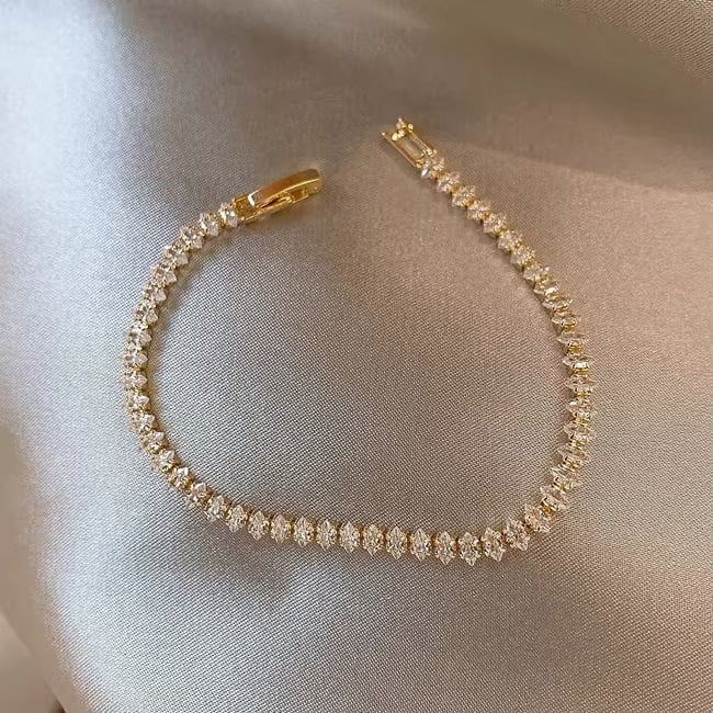 Kadın Bileklik Mekik Taş Su Yolu 16+2 cm Bileklik