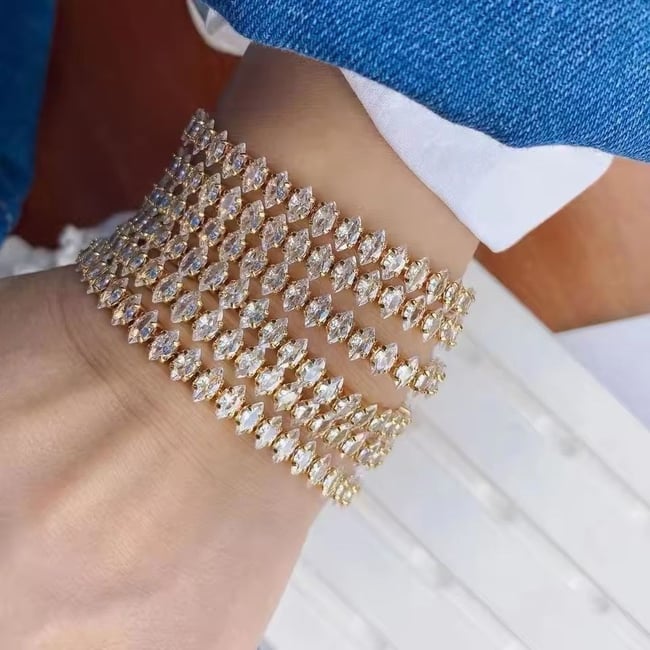 Kadın Bileklik Mekik Taş Su Yolu 16+2 cm Bileklik