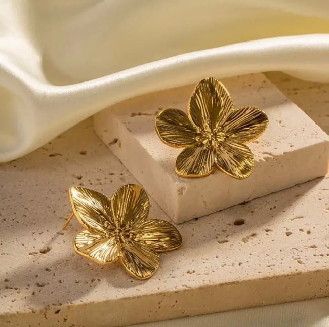 Kadın Çelik Küpe Elegant Lotus Küpe