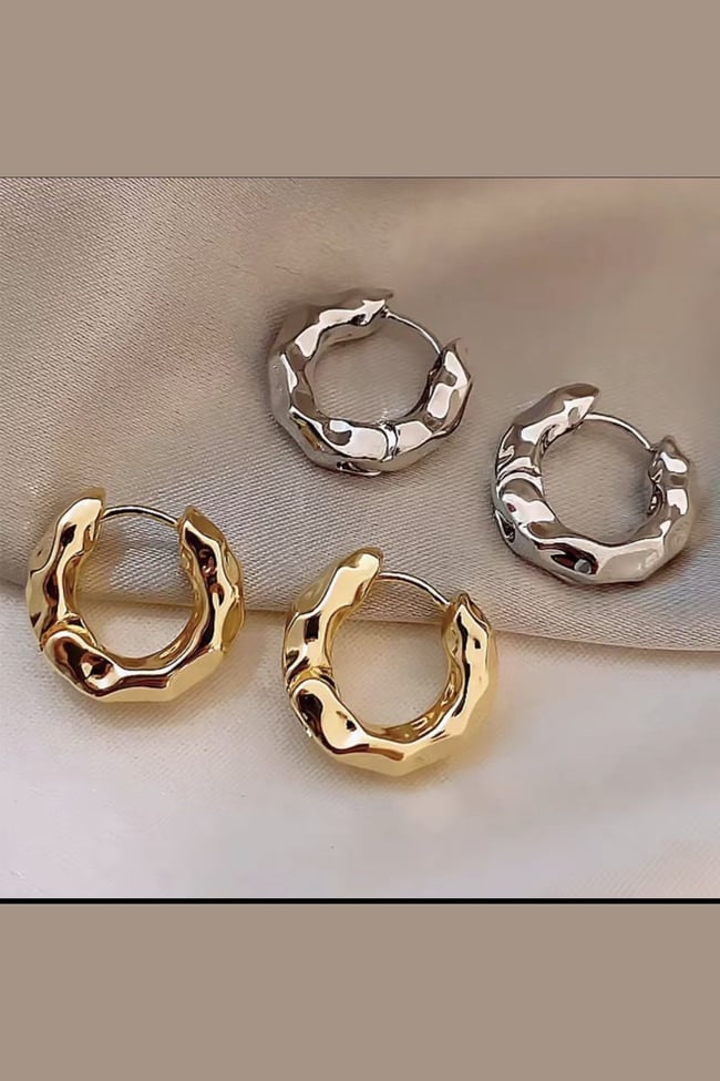 Kadın Küpe Dokulu Tasarım Minimal Modern Kararmaz Halka Küpe