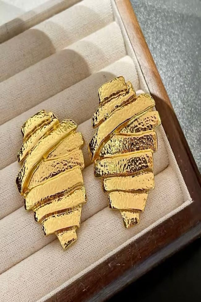 Kadın Küpe Düzensiz Şerit Model 5 cm Küpe