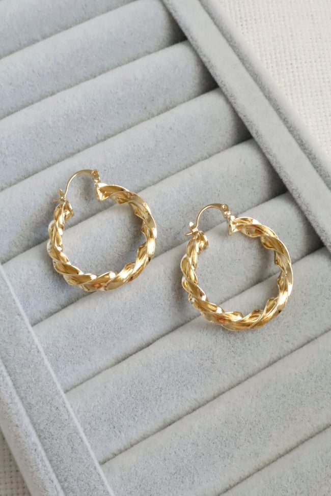 Kadın Küpe Kararmaz 14k Renk Vip Seri Detay Burgu Halka 3cm Küpe 