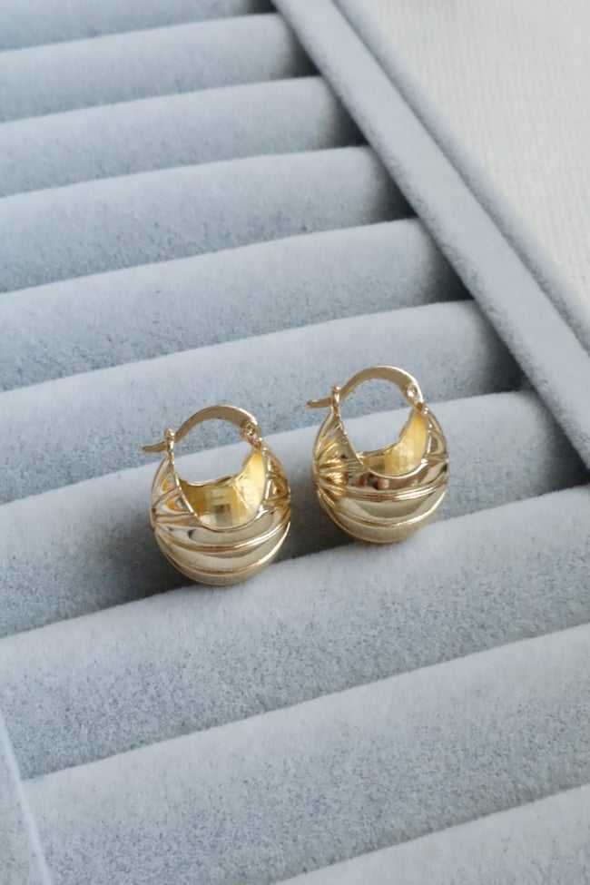 Kadın Küpe Kararmaz 14k Renk Vip Seri Top Koza Model 2cm Küpe 