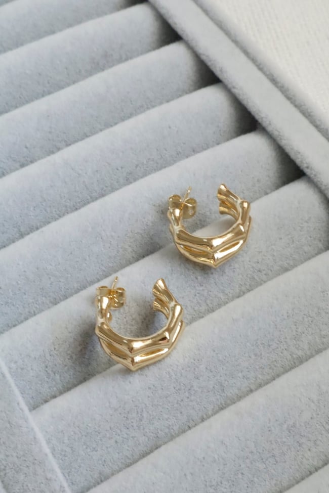 Kadın Küpe Kararmaz 14k Renk Vip Seri Eklem Model Yarım Halka Küpe