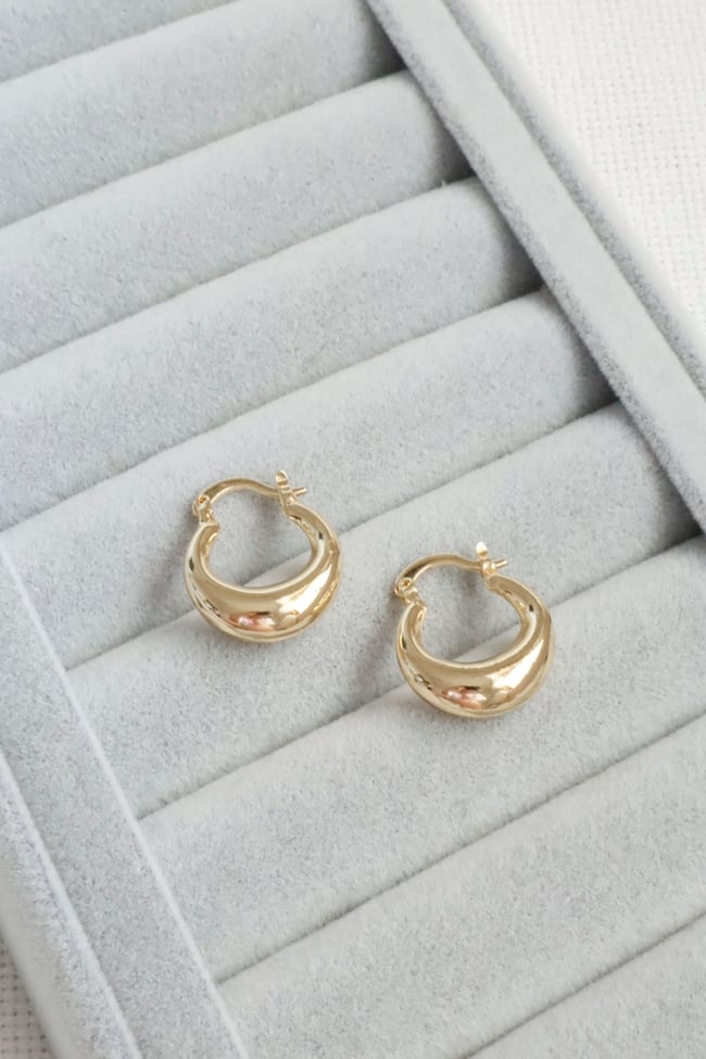 Kadın Küpe Kararmaz 14k Renk Vip Seri Yarım Bagel Model 2cm Küpe