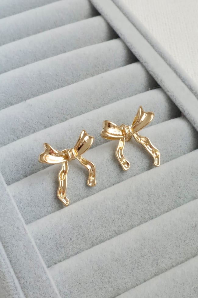 Kadın Küpe Kararmaz 14k Renk Vip Seri Zarif Model Kurdele 2cm Küpe 