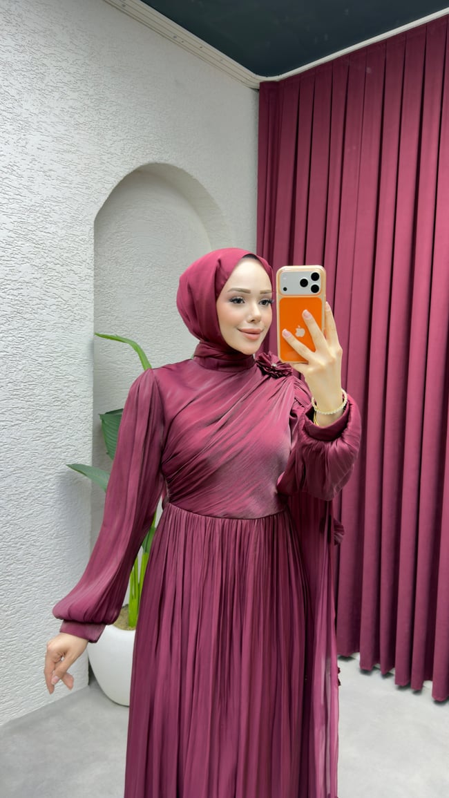 Milena Janjan Abiye 8091 Bordo