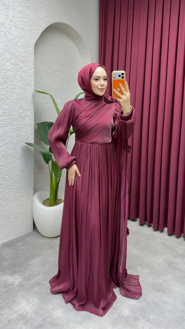 Milena Janjan Abiye 8091 Bordo