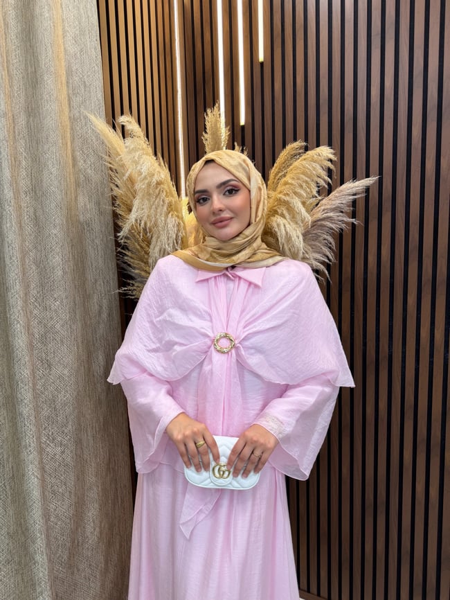 Elin Pelerin Detaylı Broşlu 3 lü Takım | Pembe