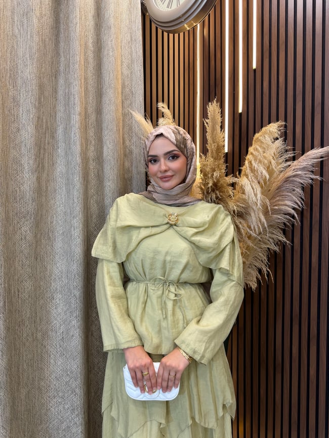 Liana Broş Detaylı Kat Etekli Takım | Mint Yeşili 