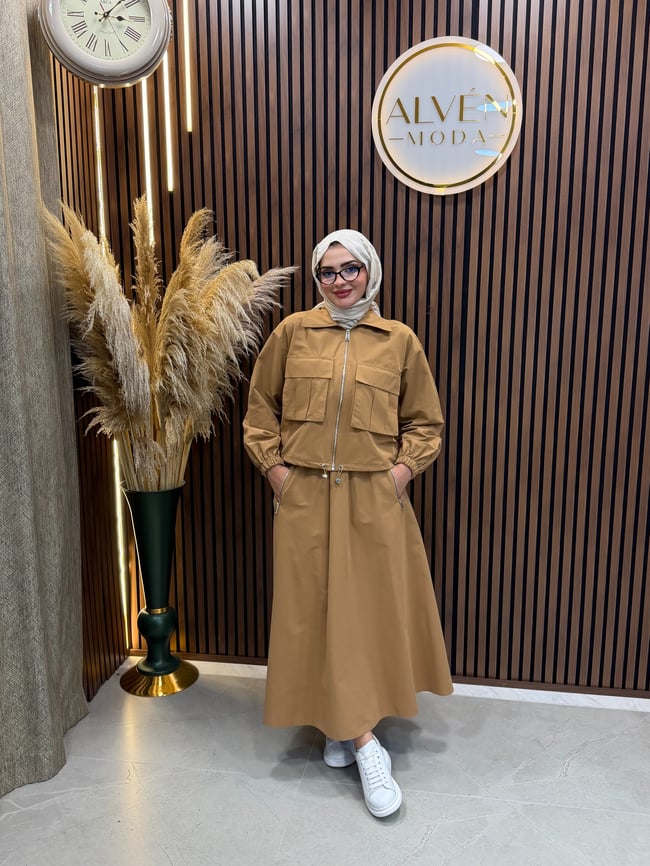 LURE Çift Cep Kapaklı Fermuarlı Etekli Takım | Camel