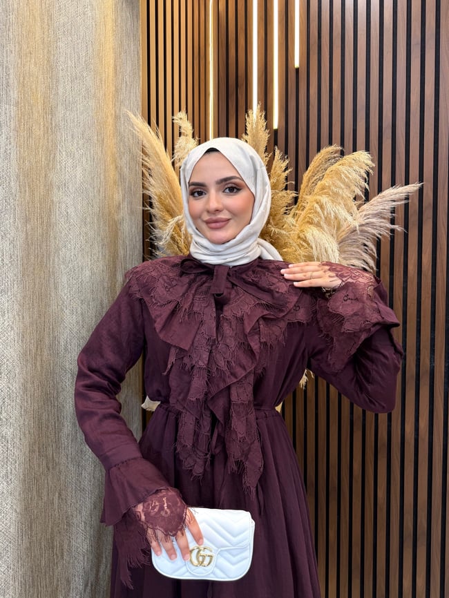 Tana Dantel Detaylı Elbise | Mürdüm