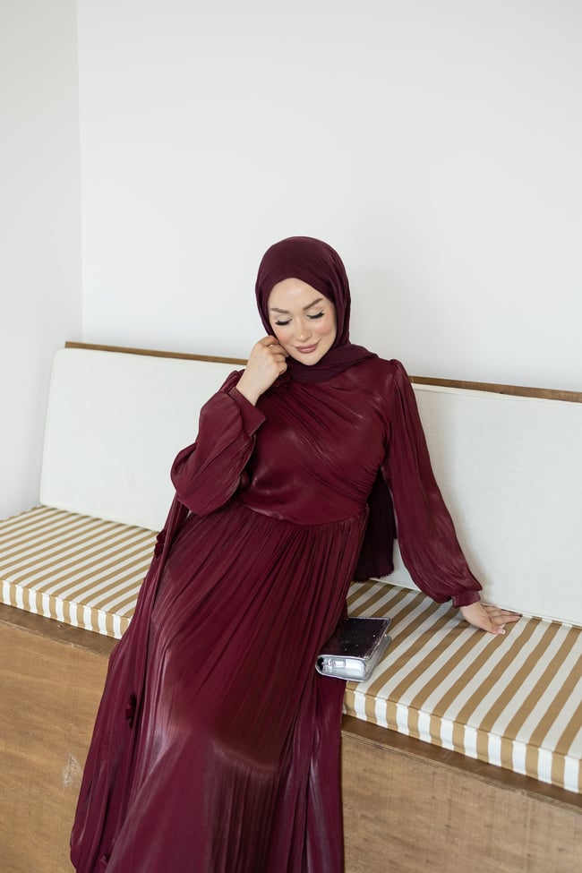 Ön Kısm Drapeli Parlak Şifon Elbise | Bordo