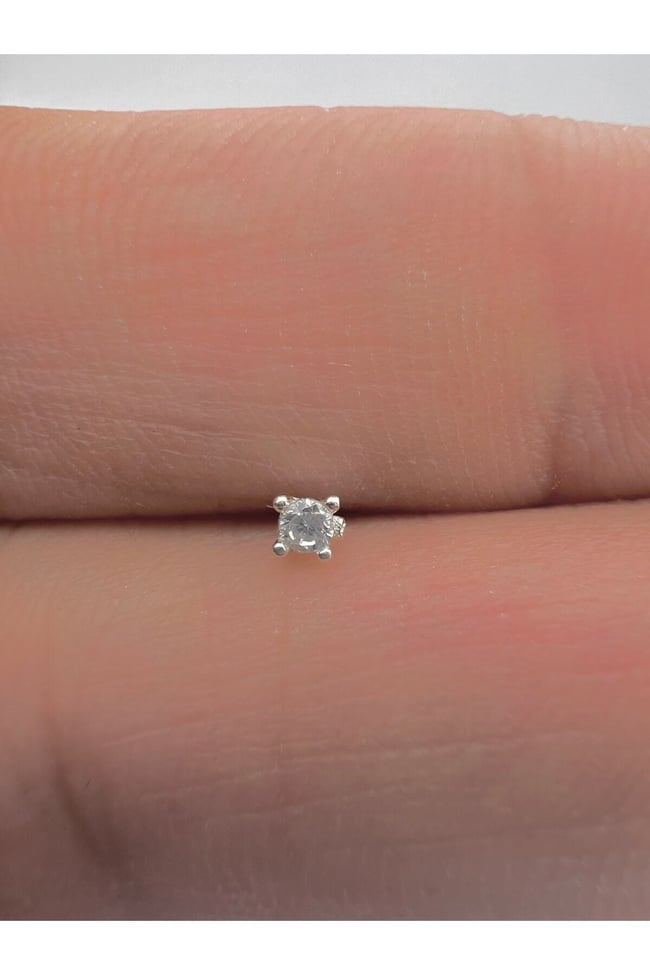 2.5 mm Tek Taş | 925 Ayar Gümüş Tekli Hızma | Minimalist Burun Piercing | Kadın Takı Aksesuar