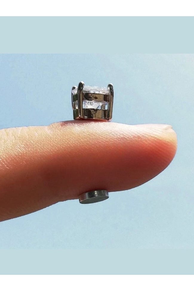 4 mm Güçlü Mıknatıslı Siyah Tektaş Küpe | 316L Çelik | Deliksiz Fake Küpe | Erkek Kadın | 1 Adet