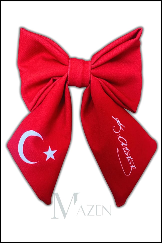 Atatürk İmzalı ve Ay Yıldız Otomatik Fiyonklu Toka Krep Kumaş.
