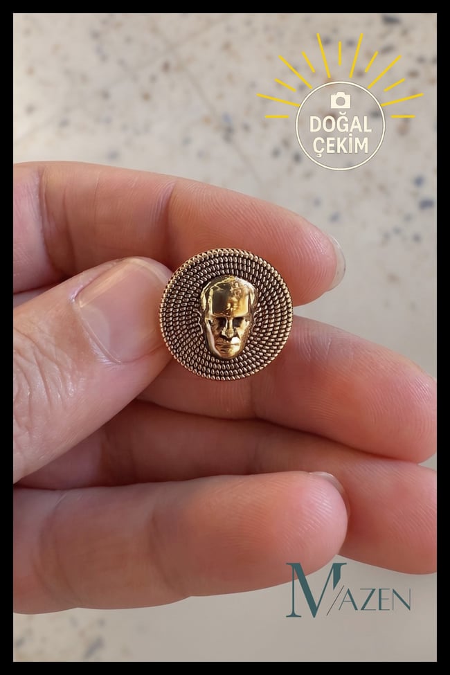 Atatürk Kabartmalı Yuvarlak Metal Yaka Rozeti Gold Renk