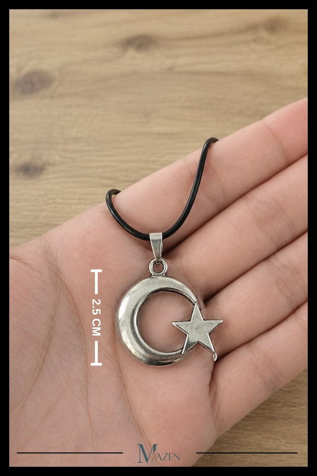 Ay Yıldız Figürlü Antik Gümüş Renk Erkek Kolye Ucu Türk Bayrağı Temalı Tasarım