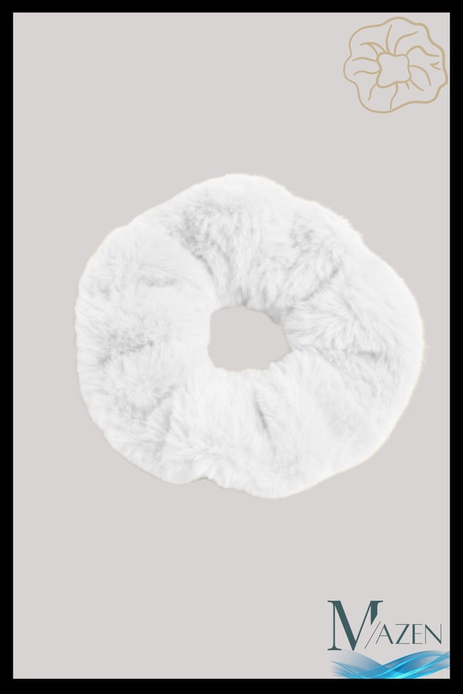 Beyaz Peluş Lastik Toka | Yumuşak Kadife Görünümlü | Kadın Saç Aksesuarı | Scrunchie