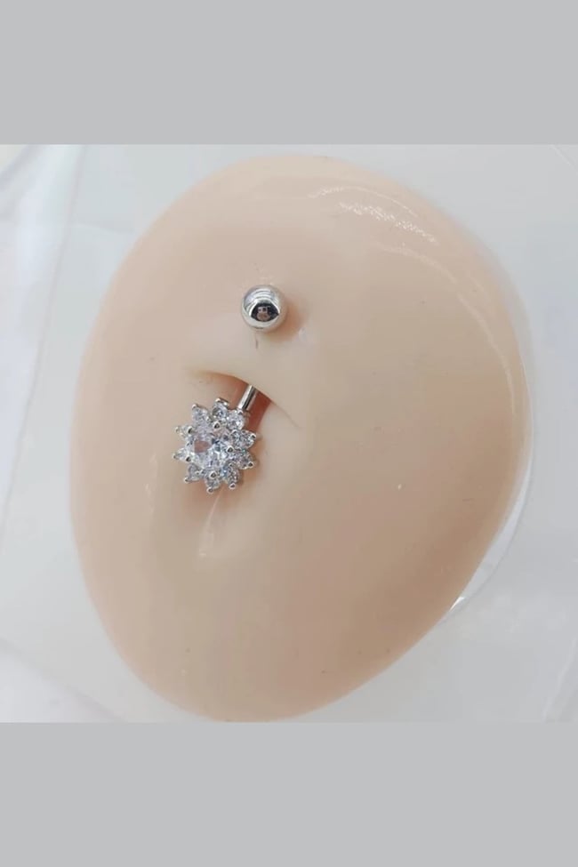 Lotus Çiçekli Cerrahi Çelik Göbek Piercingi