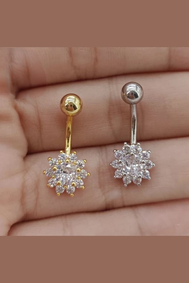Lotus Çiçekli Cerrahi Çelik Göbek Piercingi