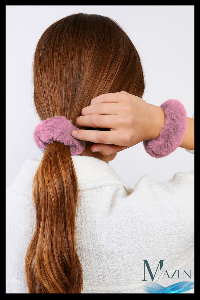 Peluş Lastik Toka | Yumuşak Kadife Görünümlü | Kadın Saç Aksesuarı | Scrunchie