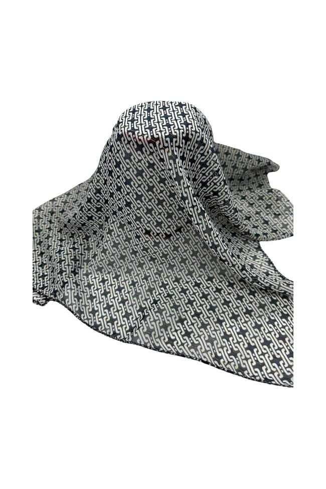 Siyah Beyaz Çizgi Desenli Şifon Fular 45x45