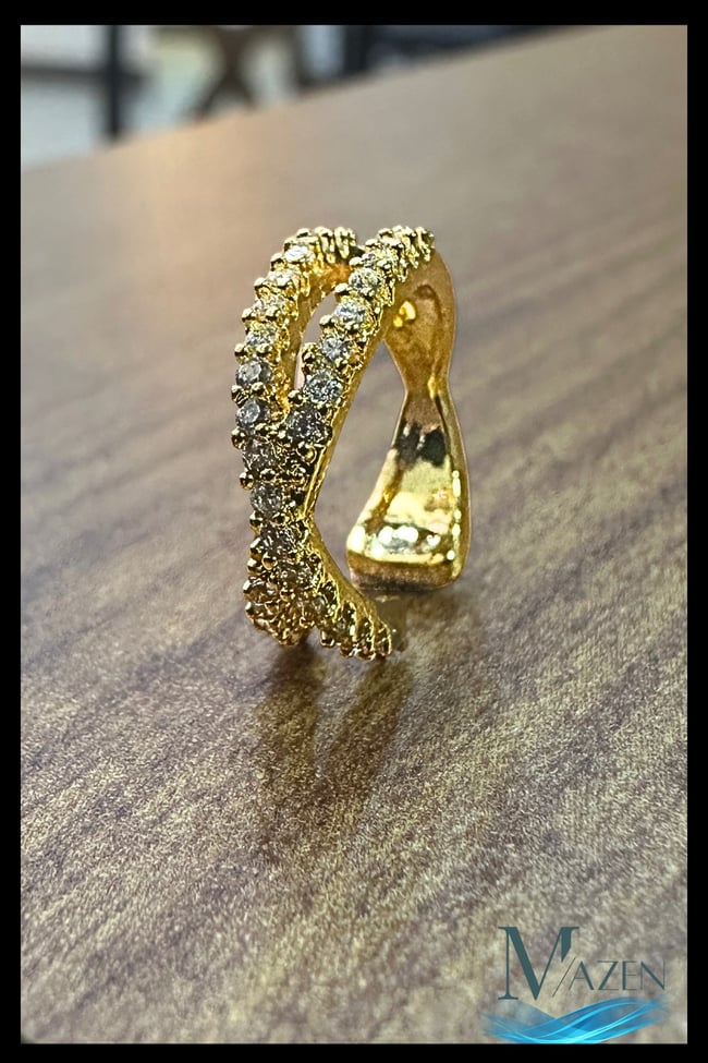 Taşlı Çapraz Halka Kıkırdak Küpe | Earcuff | Kadın Takı Aksesuar | Delik Gerektirmeyen