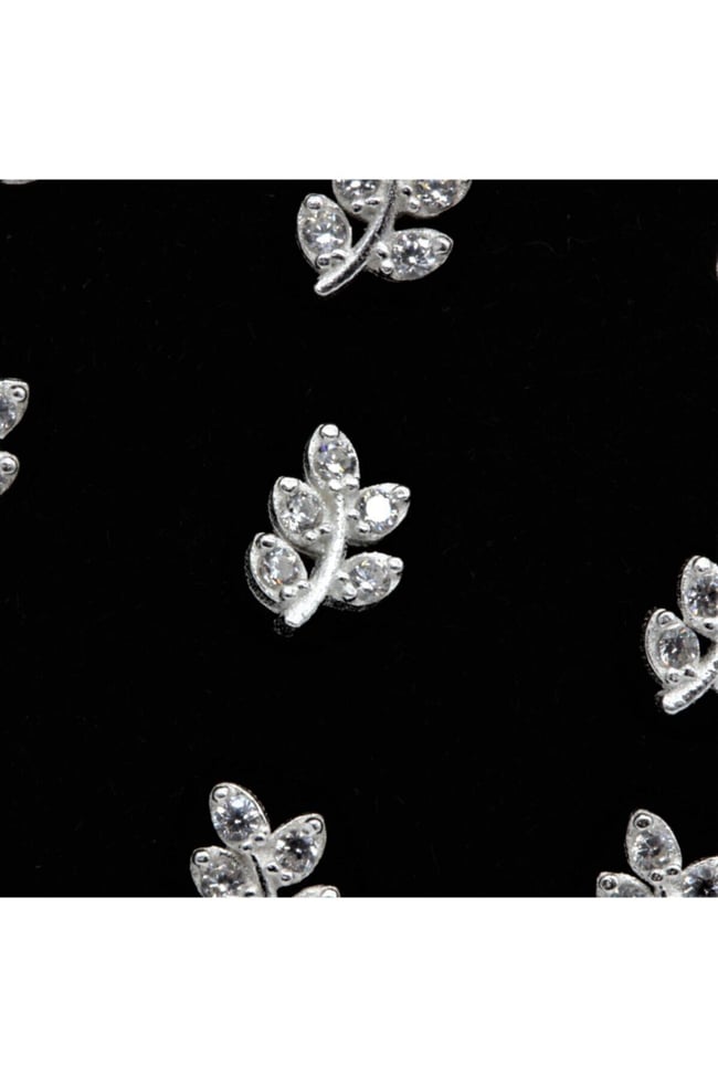 Yaprak Model | 925 Ayar Gümüş Tekli Hızma | Minimalist Burun Piercing | Kadın Takı Aksesuar