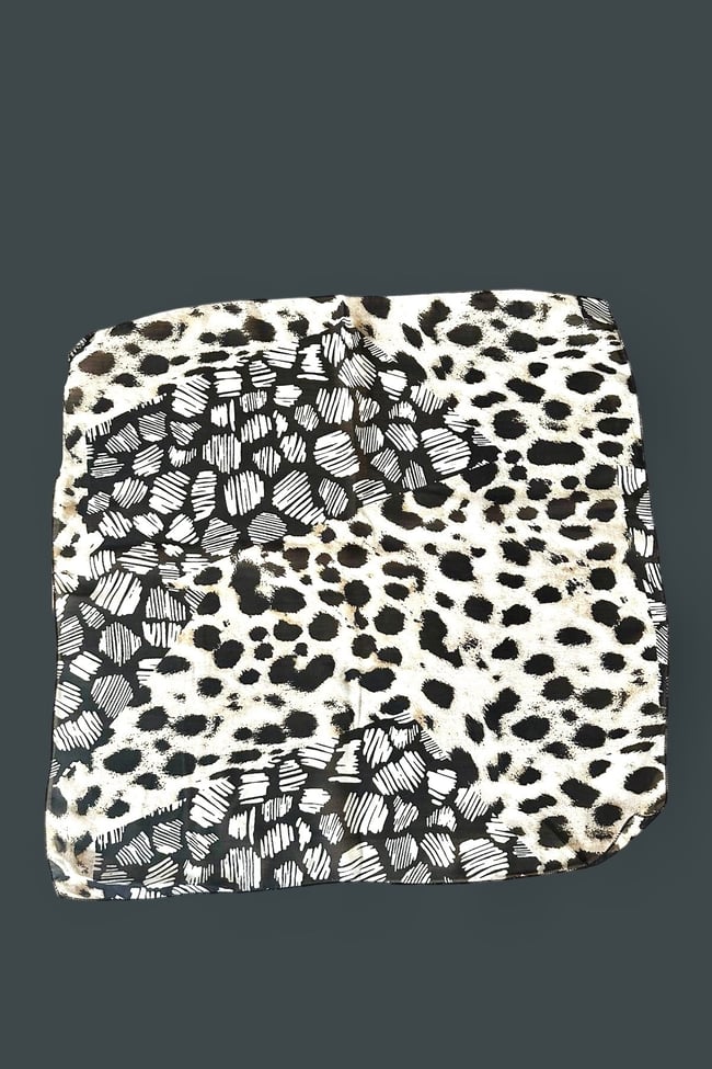 Zebra Leopar Asimetrik Desenli Şifon Fular 45x45 cm