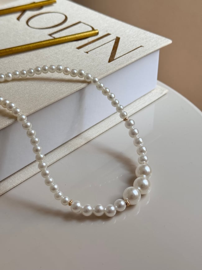 İnci Kolye