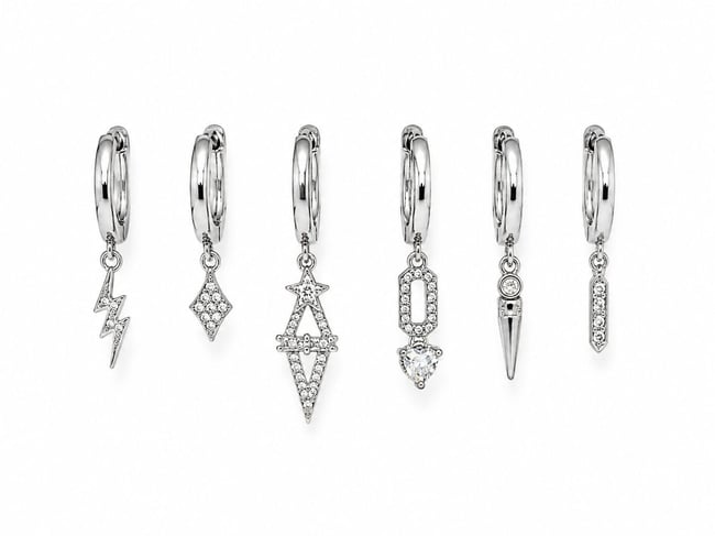 Özel Seri Silver Figürlü Charm Küpe Seti
