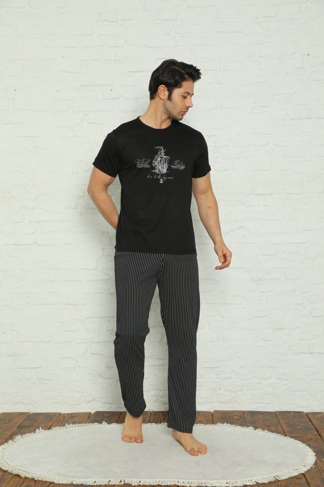 Erkek Siyah Gemi Baskılı Çizgili Pijama Takımı