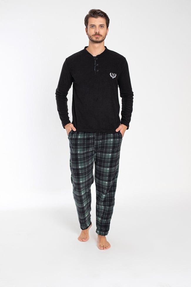 Erkek Siyah Hakim Yaka Önü Düğmeli Ve Nakışlı Polar Pijama Takımı.