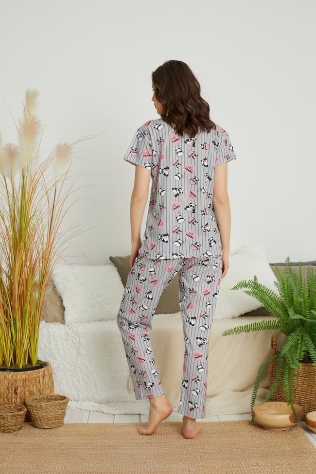 Kadın Antrasit Sevimli Panda Baskılı Kısa Kollu Altı Uzun Pijama Takımı.