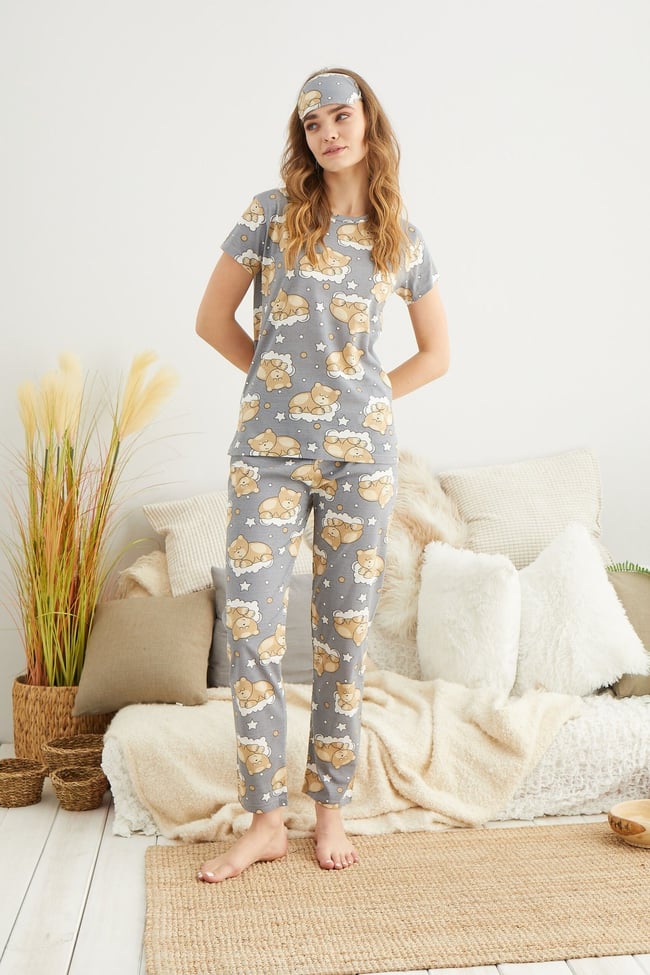 Kadın Antrasit Uyuyan Ayıcık Baskılı Pijama Takımı.