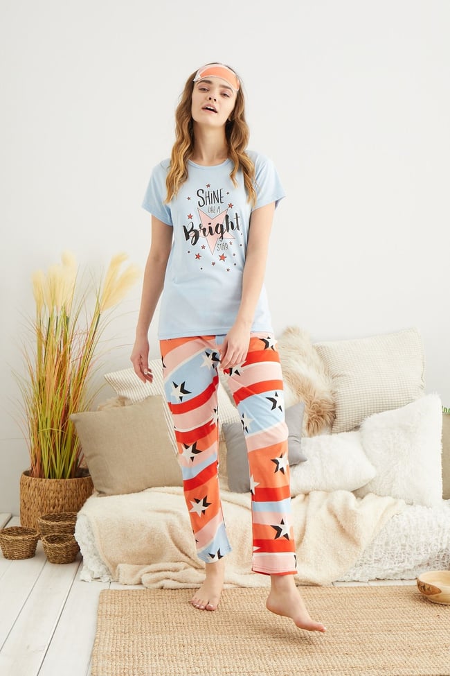 Kadın Bebe Mavisi Yıldız Baskılı Pijama Takımı