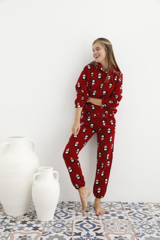 Kadın Bordo Penguen Desenli Kapüşonlu Polar Pijama Takımı