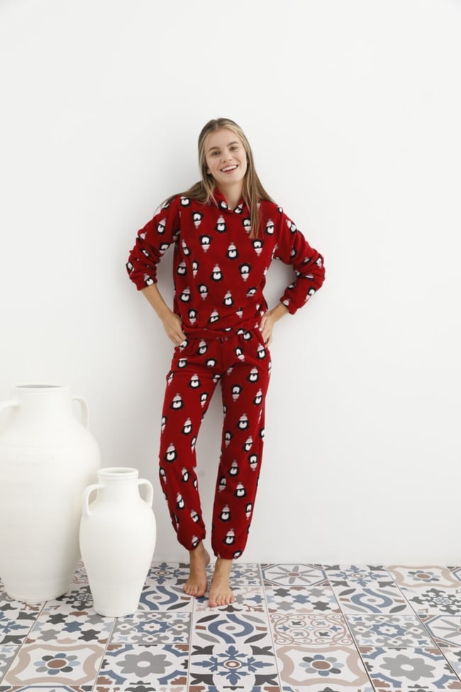Kadın Bordo Penguen Desenli Kapüşonlu Polar Pijama Takımı