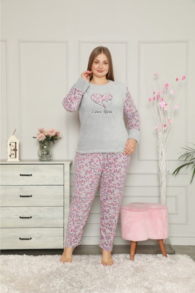 Kadın Büyük Beden Kalp Işlemeli Peluş Polar Pijama Takımı