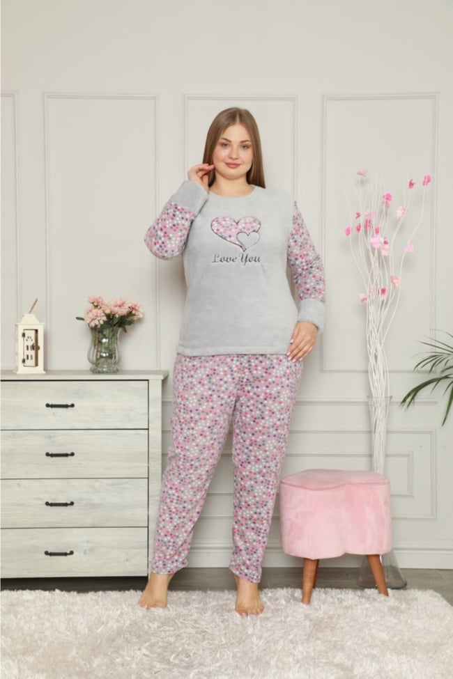 Kadın Büyük Beden Kalp Işlemeli Peluş Polar Pijama Takımı