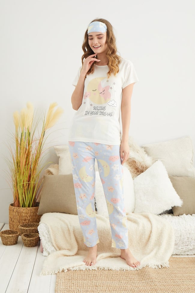 Kadın Ekru Ay Yldız Baskılı Pijama Takımı