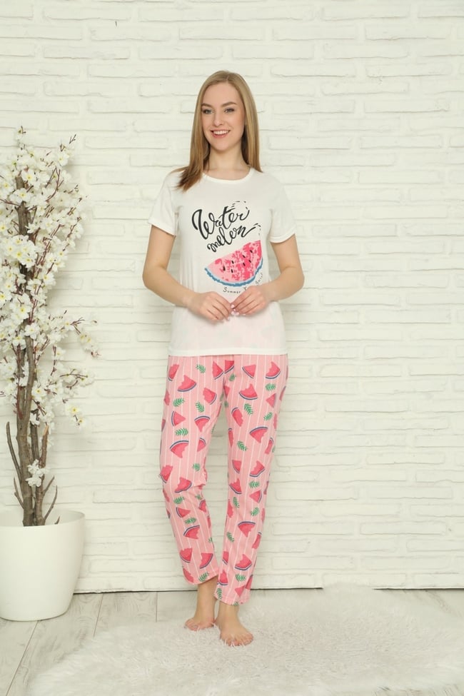 Kadın Ekru Karpuz Desenli Desenli Pijama Takımı