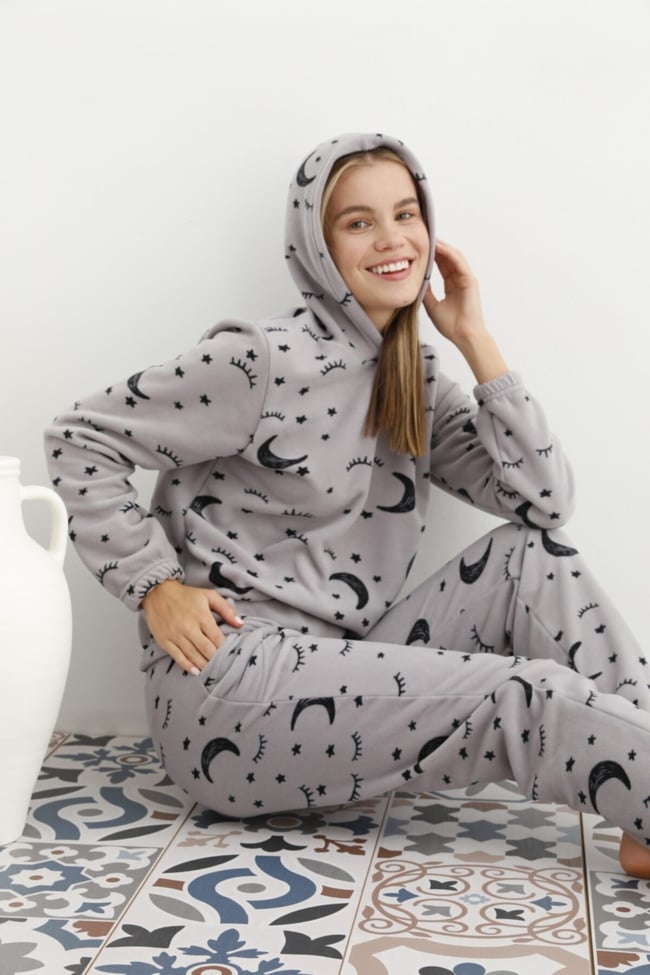 Kadın Füme Ayyıldız Göz Desenli Kapüşonlu Polar Eşofman Pijama Takımı