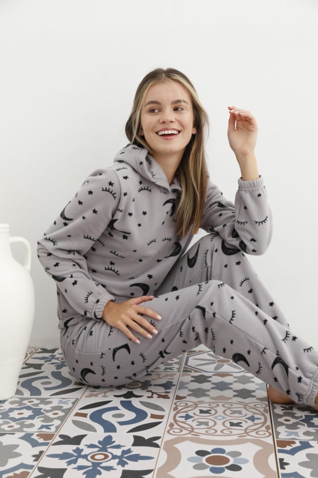 Kadın Füme Ayyıldız Göz Desenli Kapüşonlu Polar Eşofman Pijama Takımı