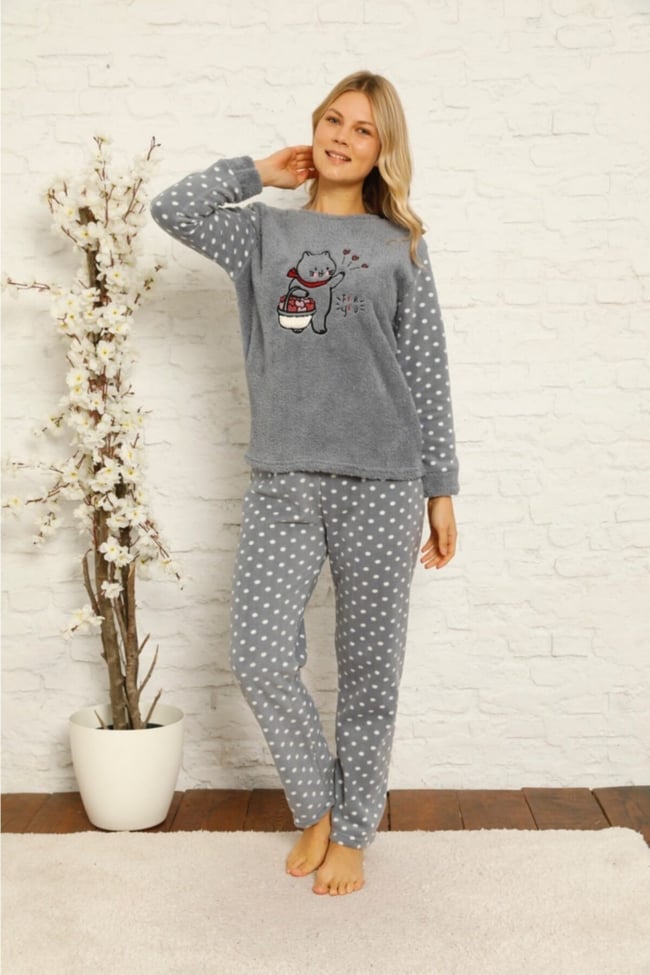 Kadın Füme Kedicik Desenli Puanlı Polar Peluş Pijama Takımı